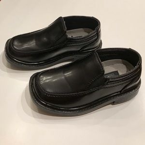 Toddler Boy Size 7 Black Slip On Dress Shoes